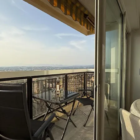 Apartment Lumineux T3 Vue Panoramique, & Gare 2min Saint-Raphael (Var)